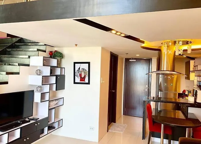 Apartment Huge Loft Type At Queen Of The South *